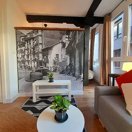 Andra Mari Apartamentu Turistikoak Apartment Bermeo Exterior photo