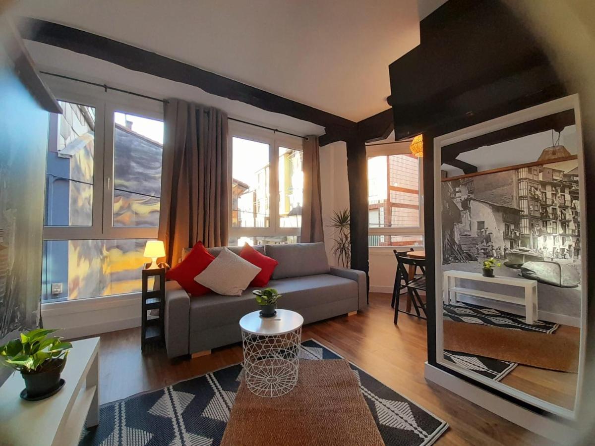 Andra Mari Apartamentu Turistikoak Appartamento *