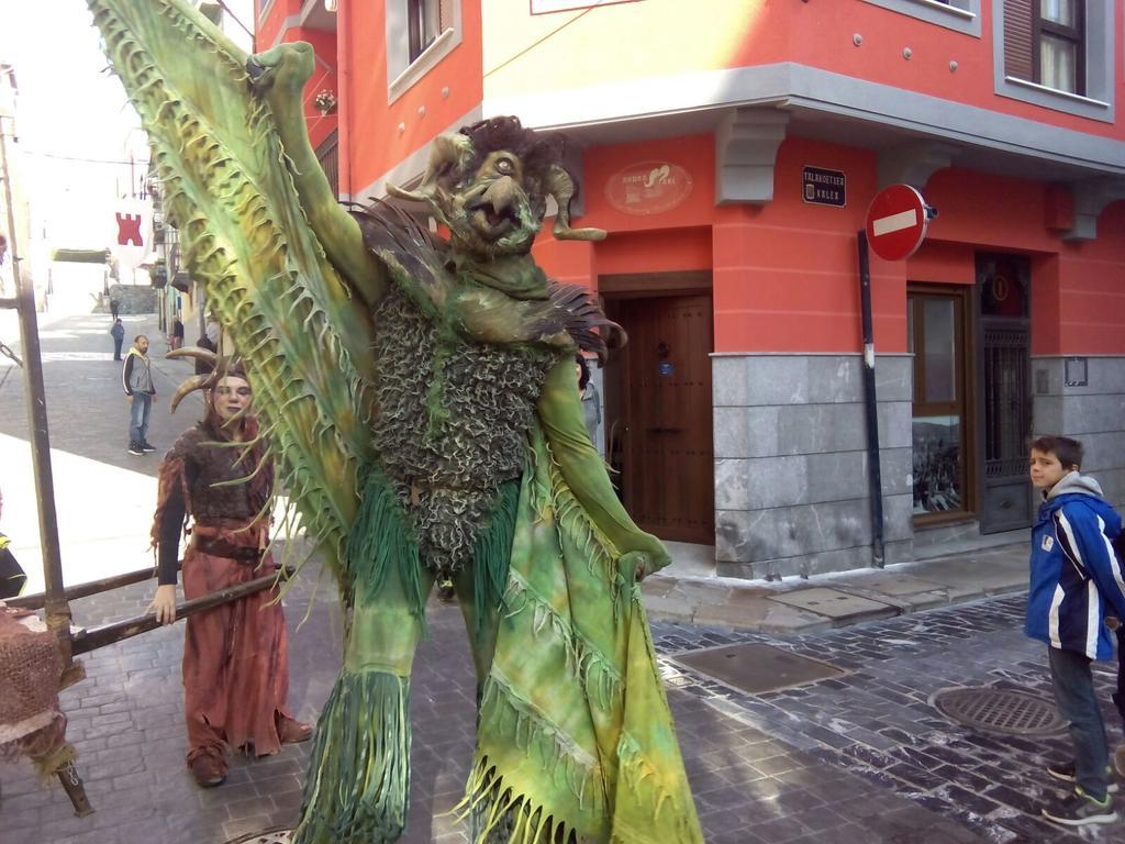 Andra Mari Apartamentu Turistikoak Bermeo